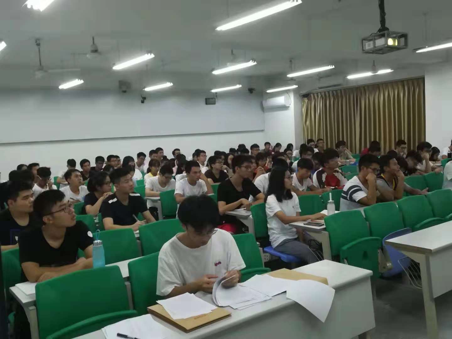 性爱视频
第五期分党校培训班开班2.jpg