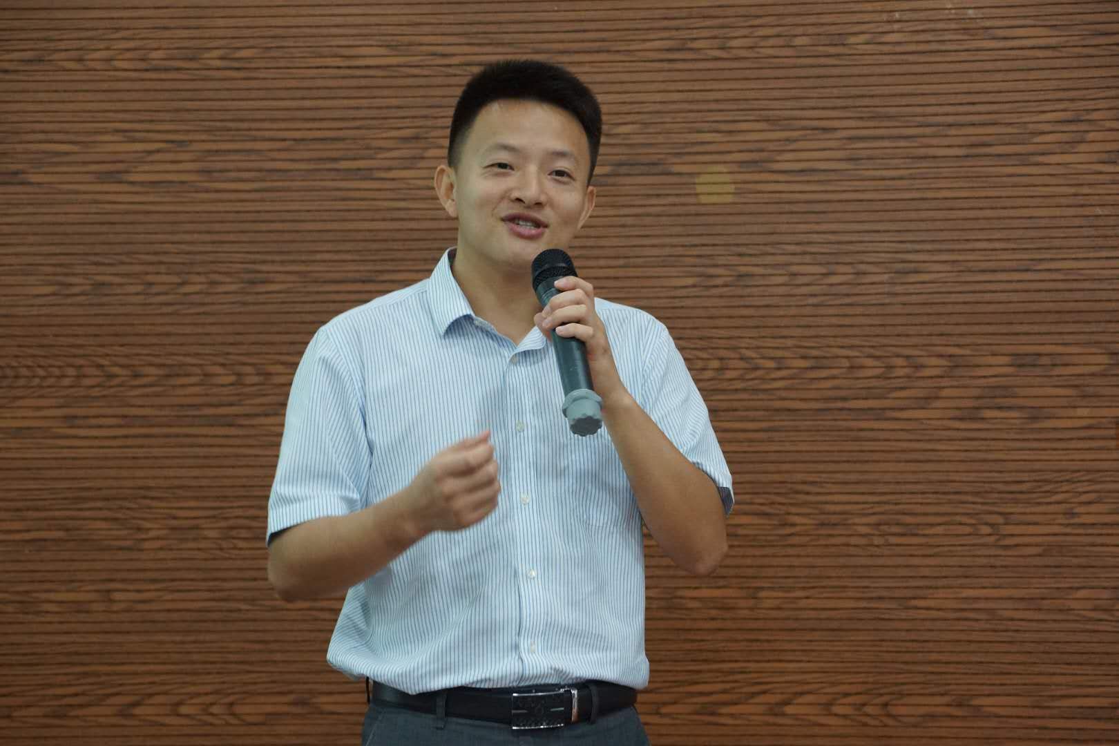 性爱视频
-未来工程师-专业认知夏令营开营1.jpg