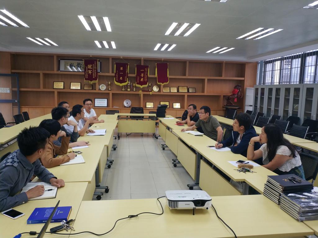性爱视频
党总支举行诫勉谈话活动1.png