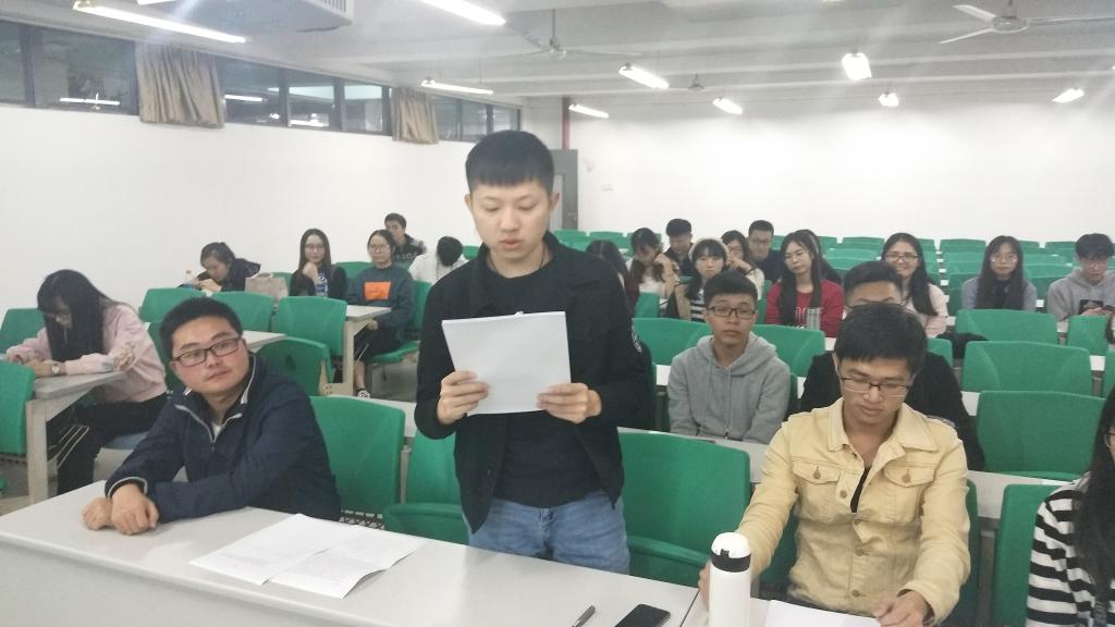 性爱视频
学生党支部顺利召开预备党员转正支部大会2.jpg