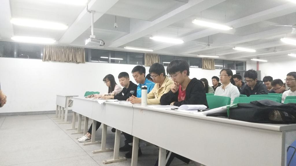 性爱视频
学生党支部顺利召开预备党员转正答辩大会2.jpg